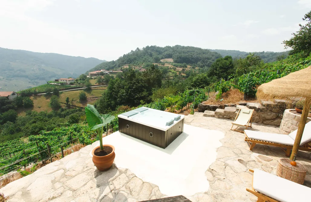 AlohaCamp accommodation Apedeceo Belesar Villa 3