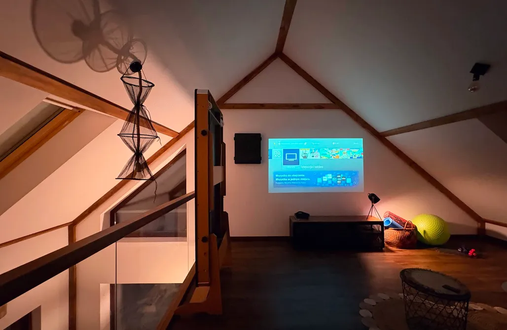 Dom nad Jeziorem Przystań Jeziorowskie – Twój kurs na Mazury 1