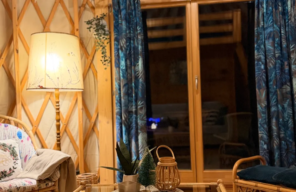 Glamping Niebiańska Osada AlohaCamp