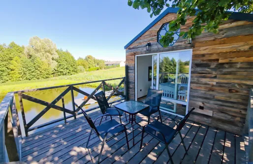 Zdjęcie obiektu OSTOJA - Domek w drzewach Glamping Nad Stawem 