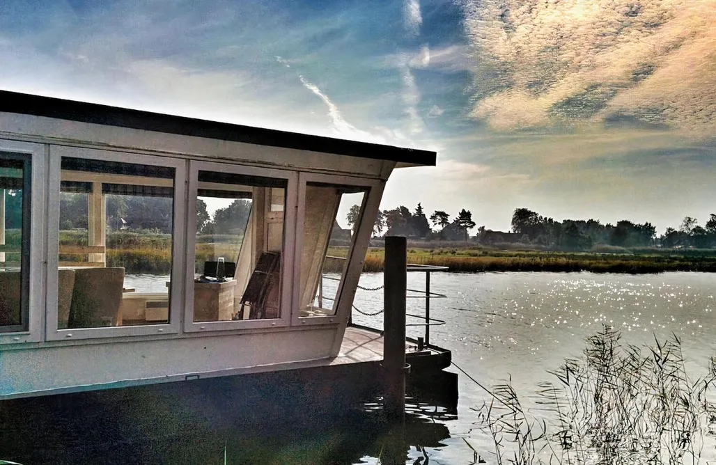 Urlauberschiff Neptun im Ostseebad Prerow AlohaCamp