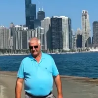 Kazimierz propietario Chaty u taty z Jacuzzi 