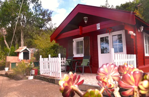 Imagen de Casa Rural La Gustoza Cabaña Roja