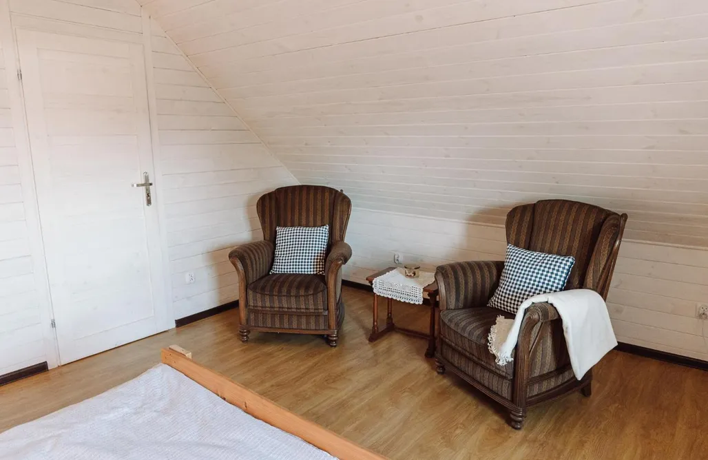 AlohaCamp Domek całoroczny nad jeziorem Gaładuś-Pokój dwuosobowy 3