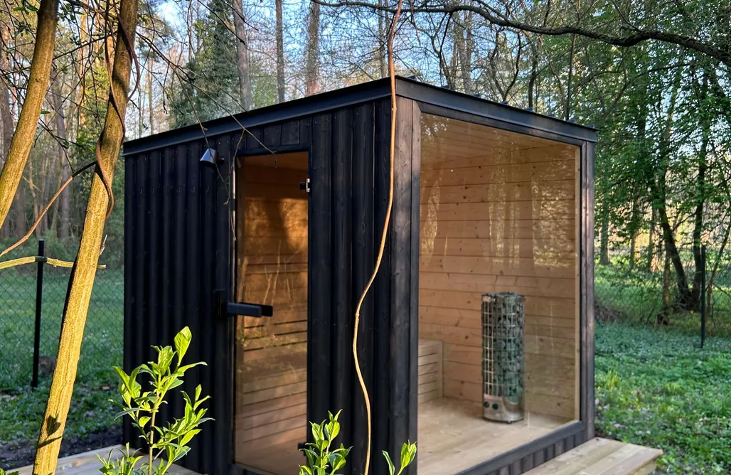 AlohaCamp accommodation Gniazdowo nad rzeką. Dom z sauną i masażem. 1