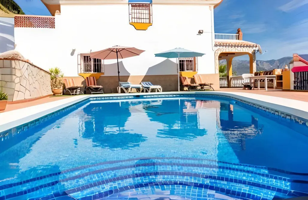 Alojamiento en Viñuela Casa rural Villa Rico  2