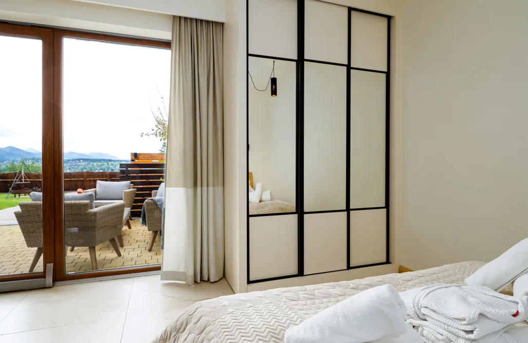 AlohaCamp Ap.1 z jacuzzi na wyłączność i widokiem na góry 3