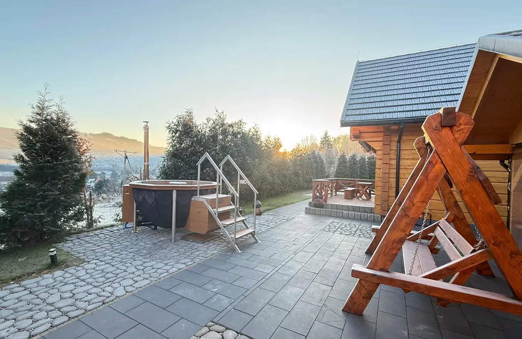 Domki z Bali na miedzy AlohaCamp