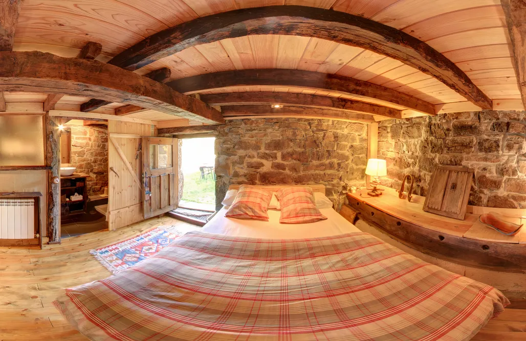 AlohaCamp Cabaña Petit Pedrosa 2