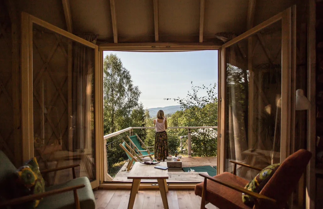 Kryjówka - Jurty ukryte wśród zieleni. AlohaCamp