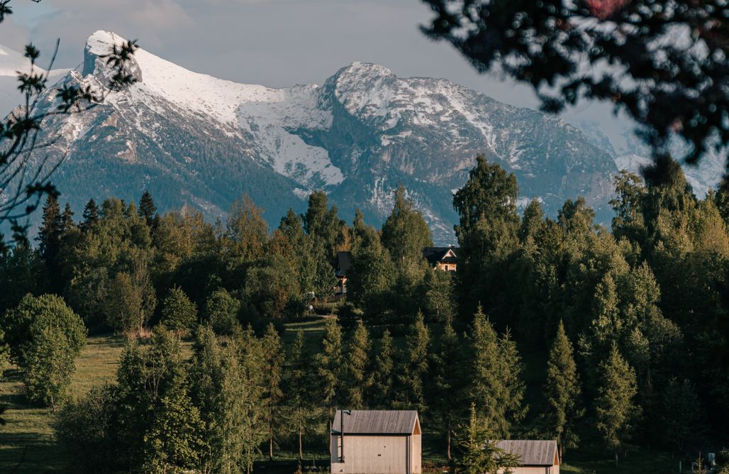 Jezioro Czorsztyńskie Wygórowane, nowoczesne stodoły pod Tatrami 3