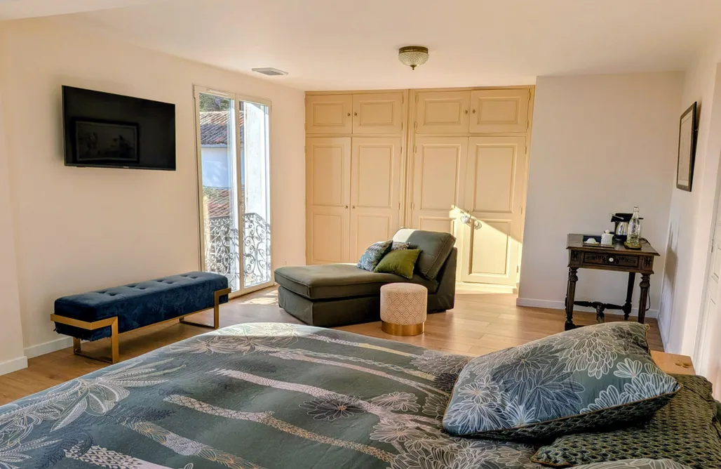 AlohaCamp Chambre Chêne vert – Junior suite vue piscine 2