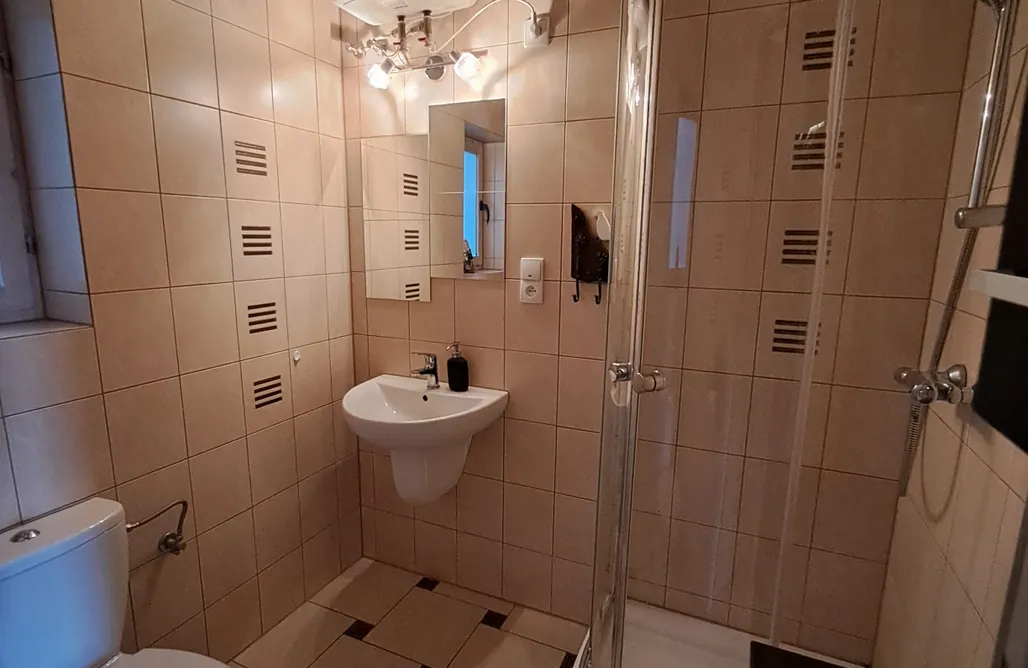 noclegi AlohaCamp Przystanek Jezioro 1