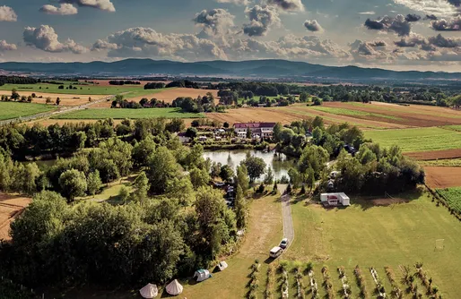 Zdjęcie obiektu Parcele kempingowe + prąd - Camping Forteca 