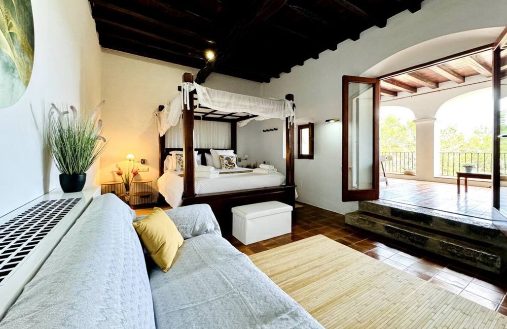 AlohaCamp Villa Ses Casetes Ibiza 3