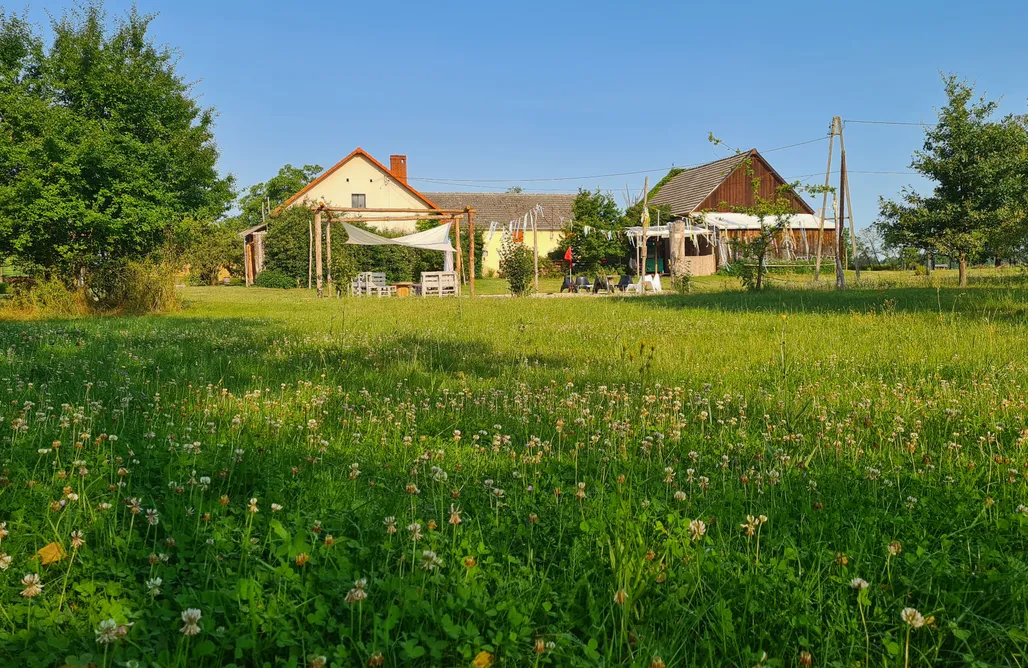 Glamping Poland Narnia- leśniczówka z sauną i balią 3