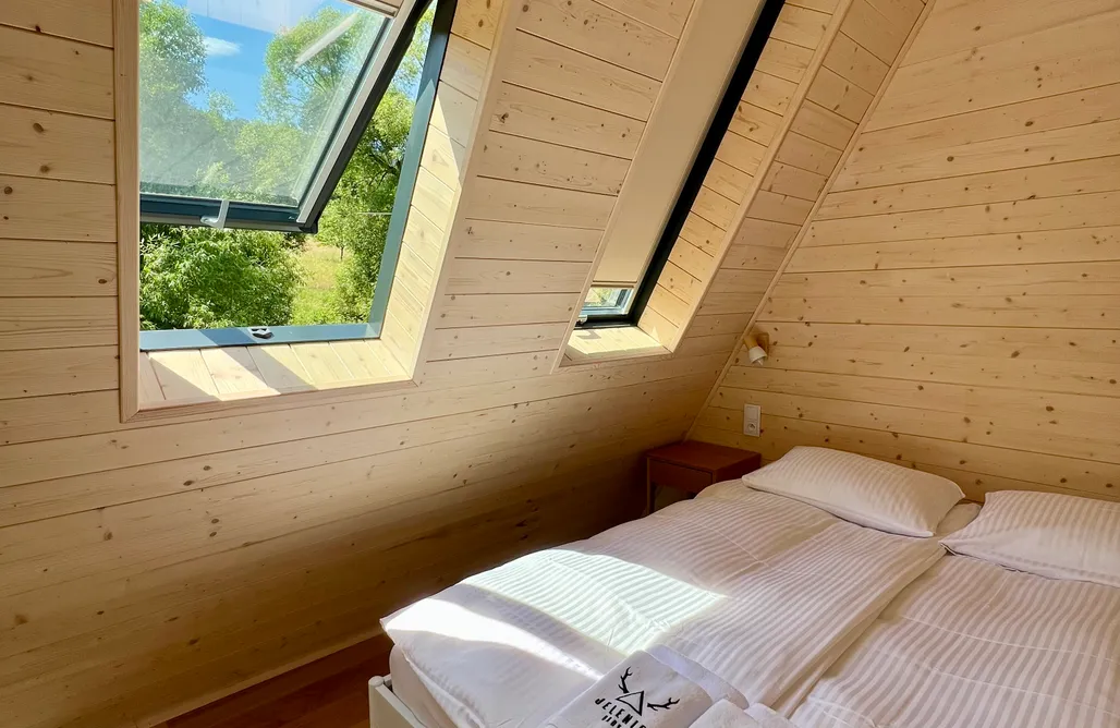 AlohaCamp Jelenie Brdy - Domek Łania 2