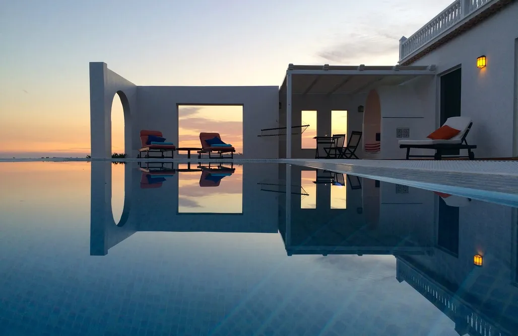 Atardecer : mágico nido de águila  AlohaCamp