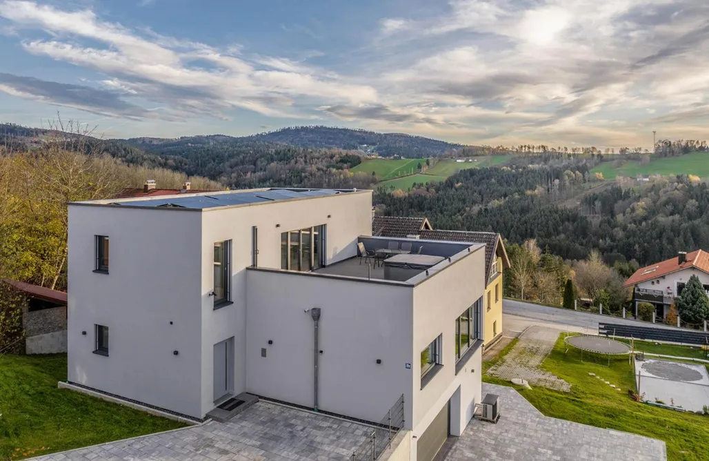 Unterkunft AlohaCamp Moderne Villa mit Whirlpool und Heimkino 2
