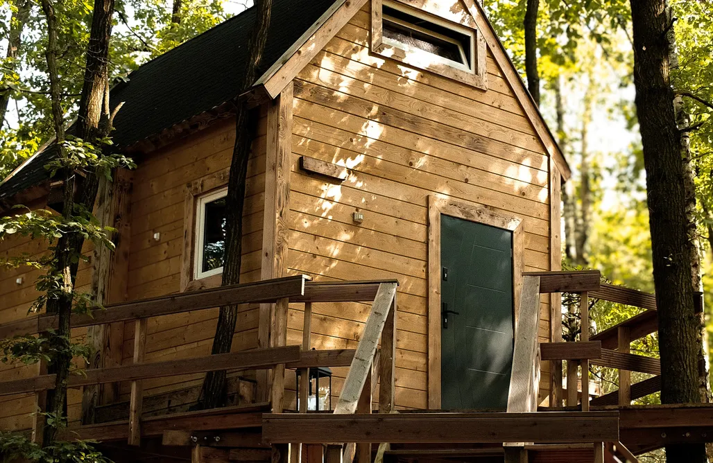 Weekend dla Dwojga Mazowieckie Stodoła na drzewach 2