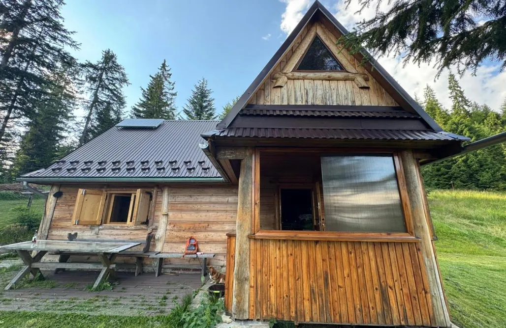 ubytovanie AlohaCamp Terenovka Salaš 5