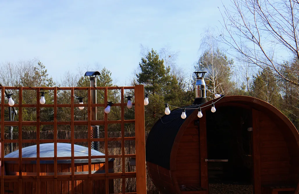 noclegi AlohaCamp Domki w Dolinie Radomki 1