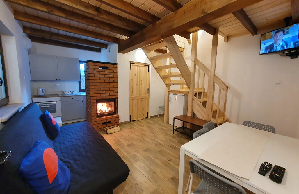 Muszyna noclegi z wyżywieniem i basenem Domki w Nowicy 1