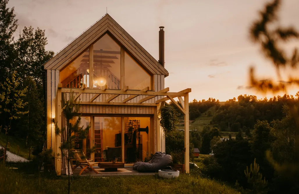 Jezioro Czorsztyńskie Wygórowane, nowoczesne stodoły pod Tatrami 2