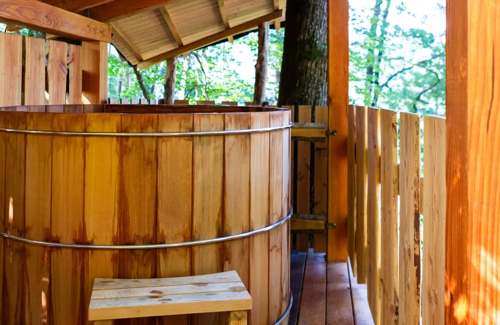 Hébergement AlohaCamp La Cabane dans les arbres du Domaine de la Forestière 1