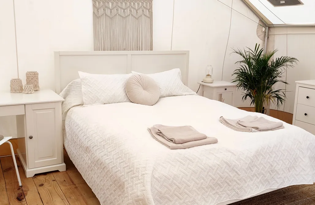 AlohaCamp Oleander 2