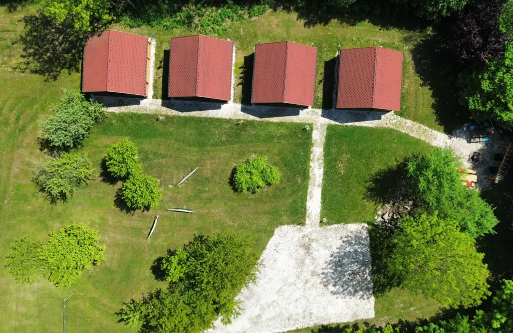 Hébergement AlohaCamp Manoir de Pierre et Paul 4