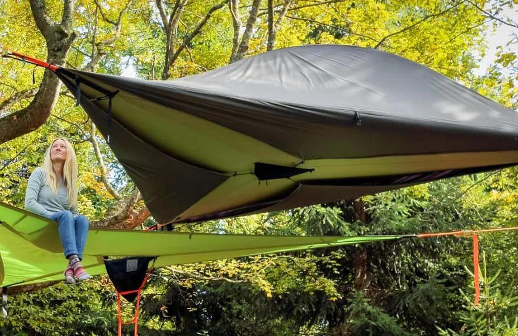 AlohaCamp Elevated Tree Tent Experience (2 Guests) 2