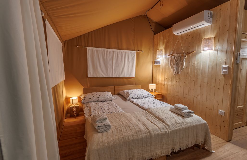 AlohaCamp Glamping na wodzie 4