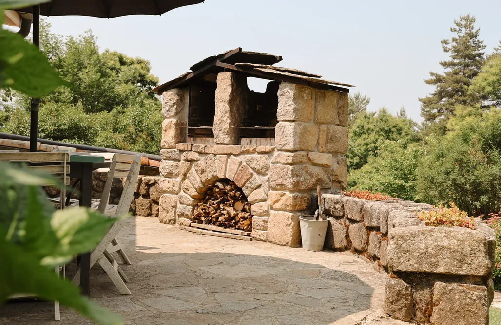 Domaine privatisé pour 23 personnes en Ardèche Verte AlohaCamp