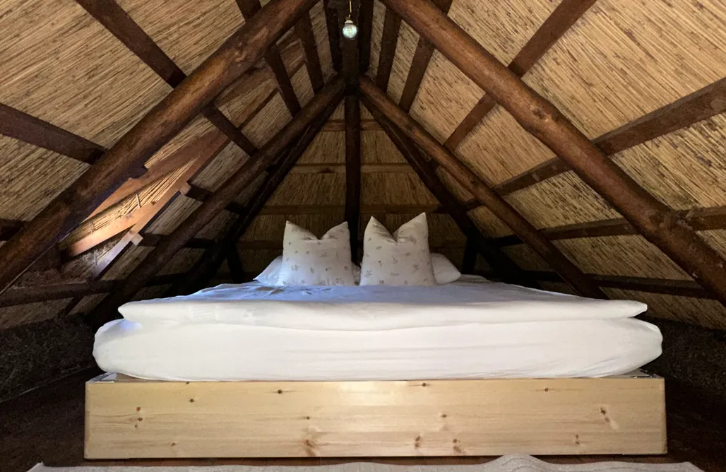 AlohaCamp Chatka nad stawem  2