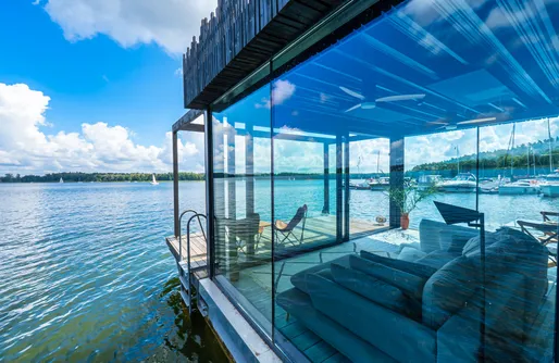 Zdjęcie obiektu Loft na Wodzie w środku lasu Bogaczewo