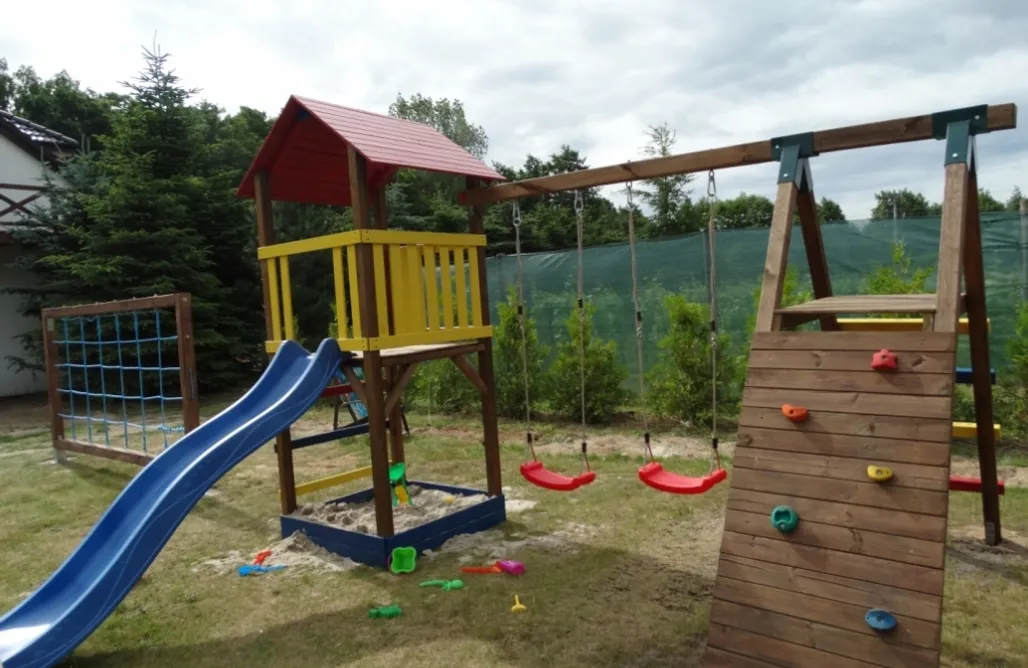 Camping Nad Morzem 🌊 Miejsce kamperowe - Leśny Dworek Winnica 1