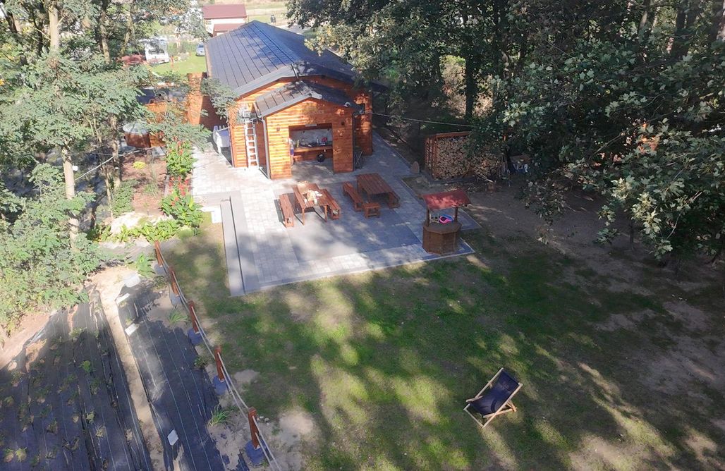 AlohaCamp Pole Biwakowe (namiot, przyczepa, kamper) 1