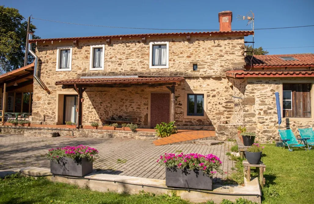 alojamientos AlohaCamp Casa Fonte do Barro 5