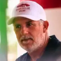 L&V Services ospitante Hang Loose Cottage Hotel & Resort