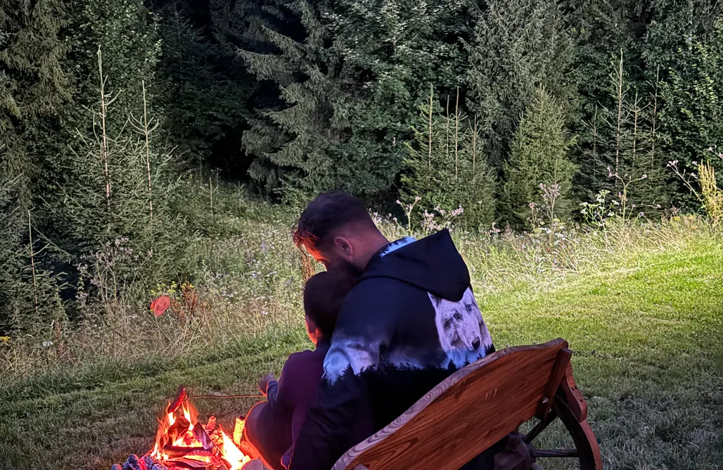 noclegi AlohaCamp Oskarówka domek na odludziu z kominkiem, jacuuzi i sauną  1