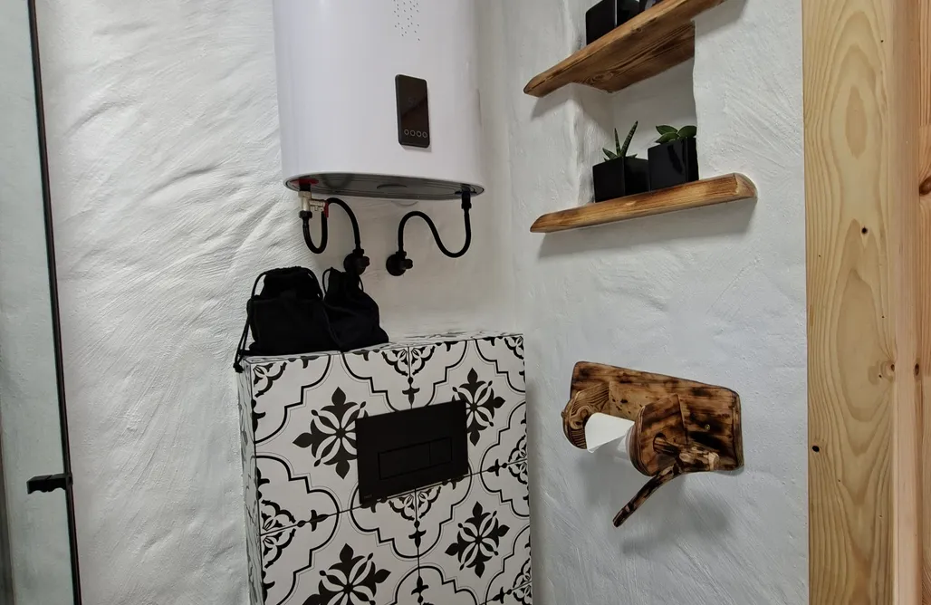 AlohaCamp Woodland House 2  1