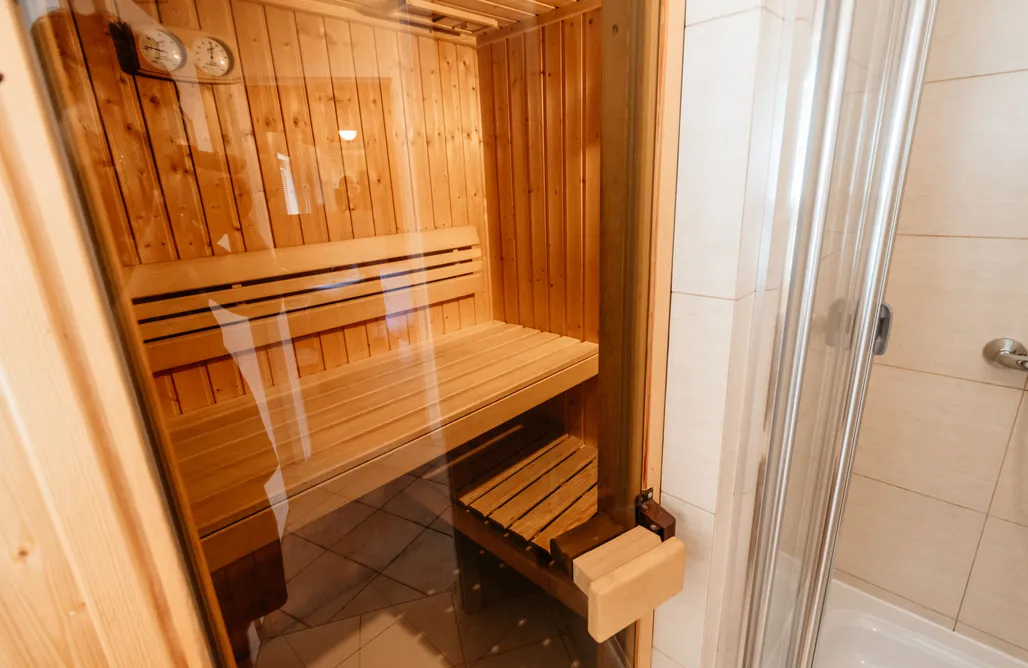 noclegi AlohaCamp Abramówka - dom z jacuzzi/sauną do 10 osób 1