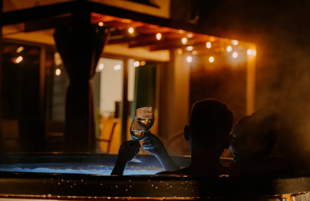 AlohaCamp Dom Family z prywatą balią z hydromasażem, blisko jeziora, ogrodzony, SPA, kajaki, Kominek 3