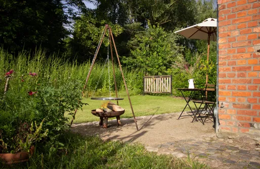 Imagen de Retiro Tranquilo: Chimenea & Jardín, para Parejas