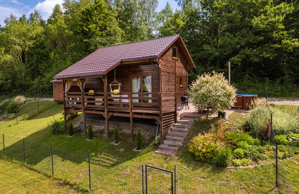 alojamientos AlohaCamp Domek Żuraw na Kaszubach z balią z jacuzzi  2