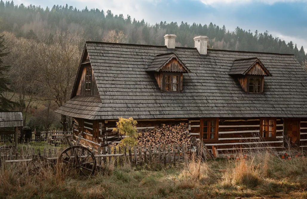 noclegi AlohaCamp Przystanek Ropienka Chata 2