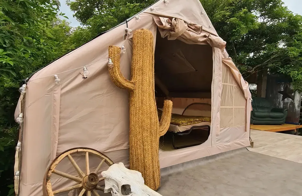 AlohaCamp Luxuszelt in der Pferdeherde 3