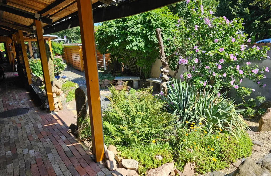 Unterkunft AlohaCamp Holzhütte-Camping-Pod mit Sauna & Frühstück 4