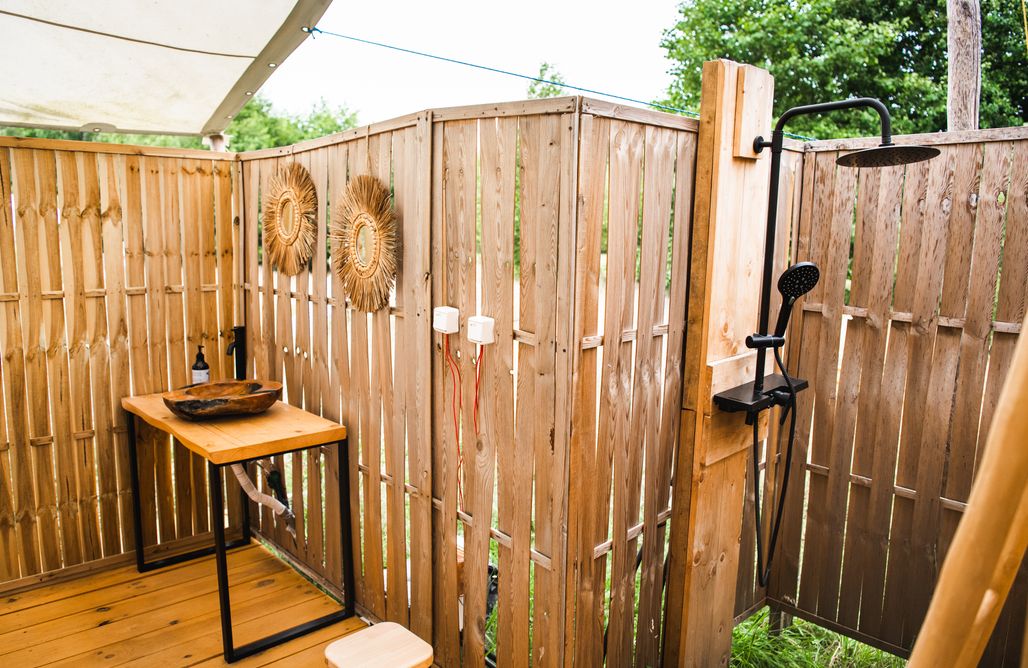 AlohaCamp accommodation Bush Camp 5